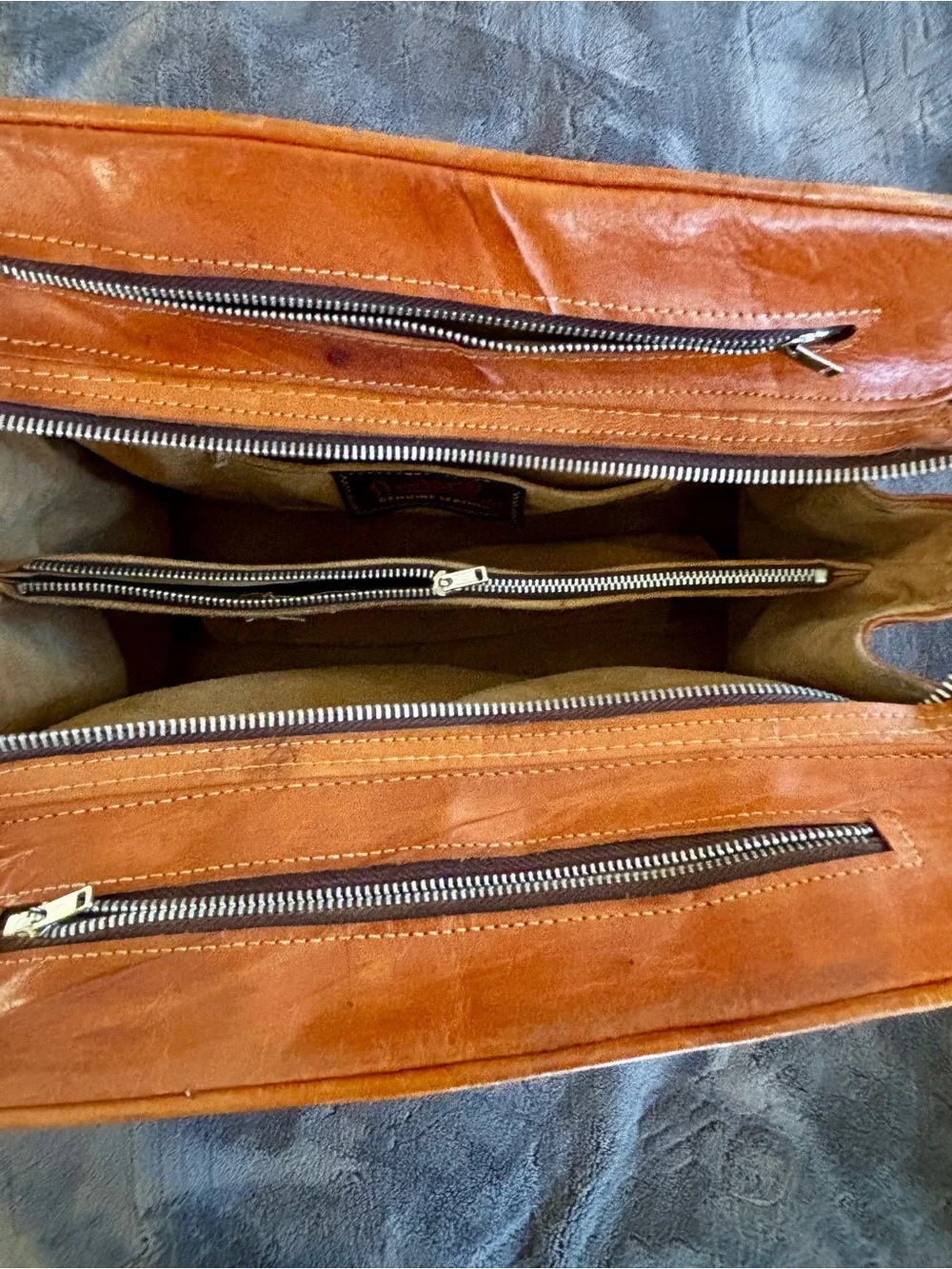 Avelar’s Productos Embossed Leather Bag Mexico Guadalajara